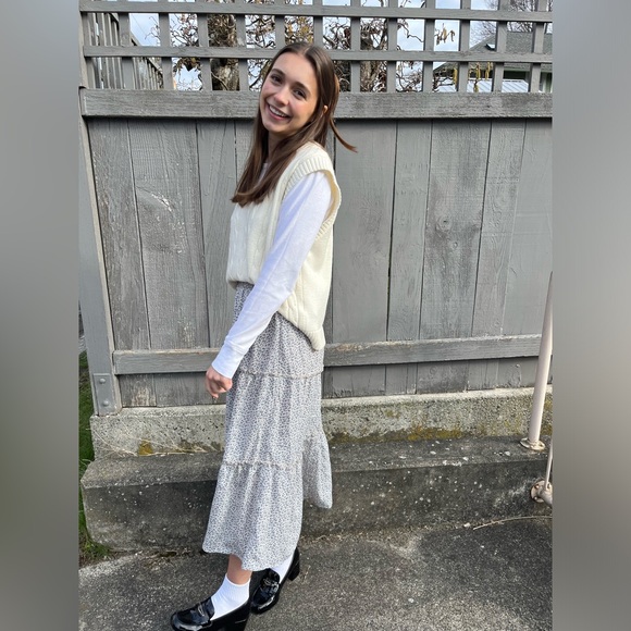 Hiii! I’m Addie ! - Picture 3 of 4